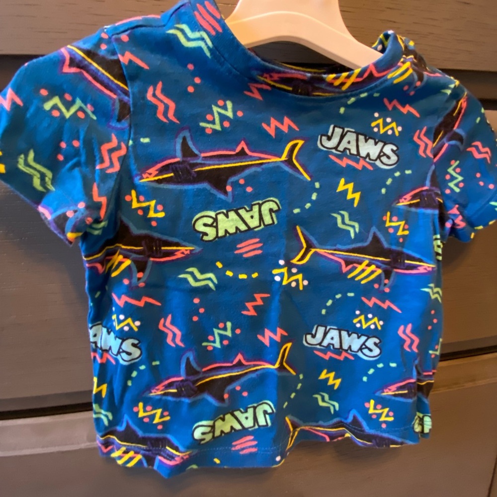 Old Navy Jaws T-Shirt 12-18 Months